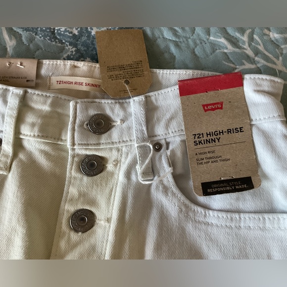 Levi Strauss size 27” by 30” NWT jeans - Picture 5 of 14